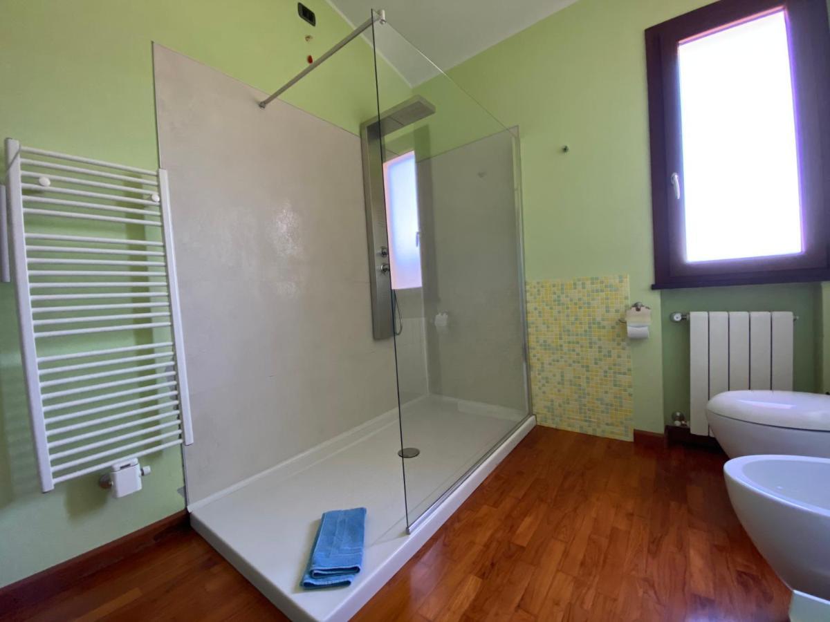 Alex Room Airport Elmas Экстерьер фото